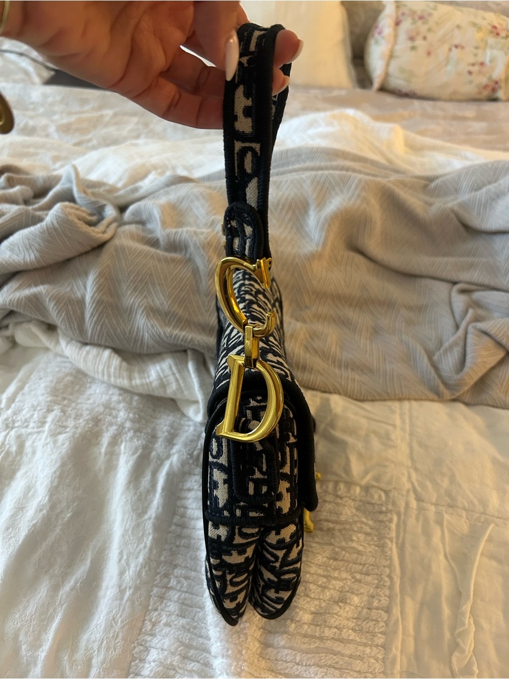 Black and Cream Saddle Bag - Picture 2 of 7